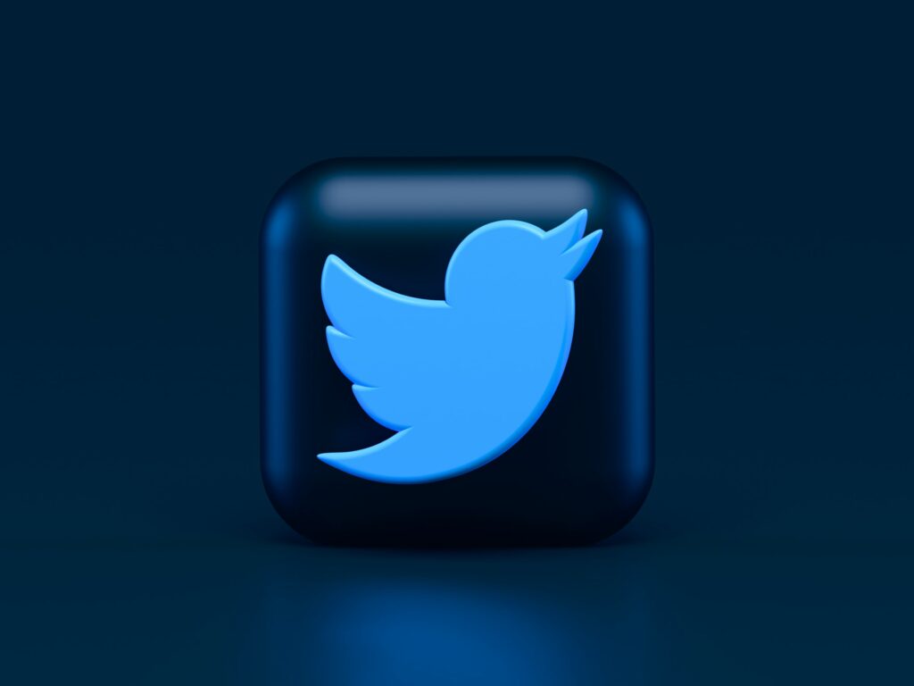 Twitter for social media marketing