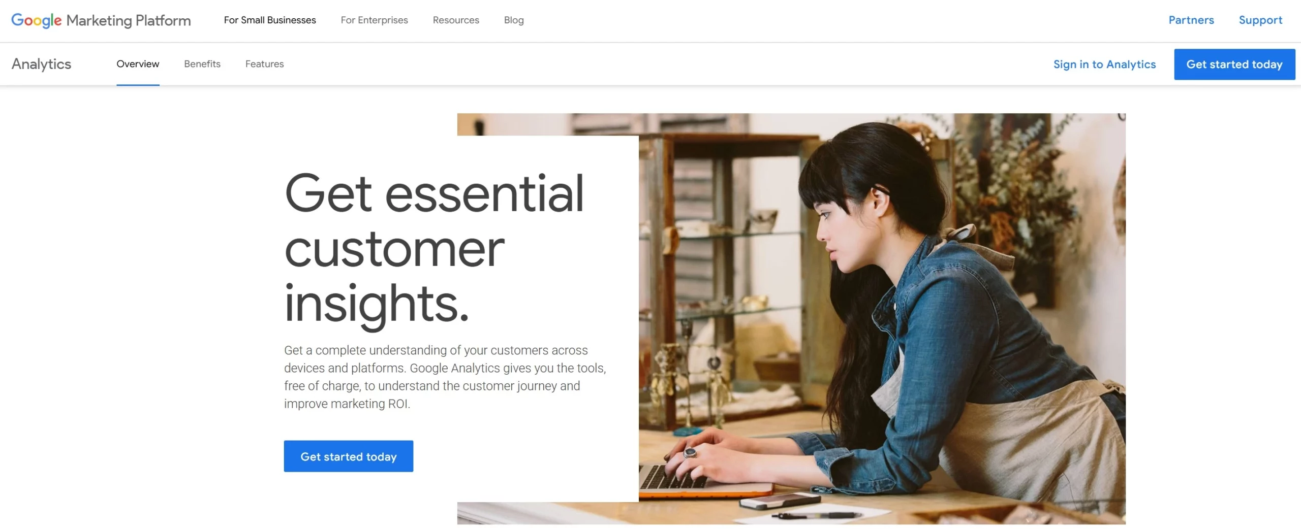 Landing page image of Google Analytics for social media